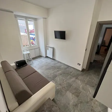 Grey House 제노바